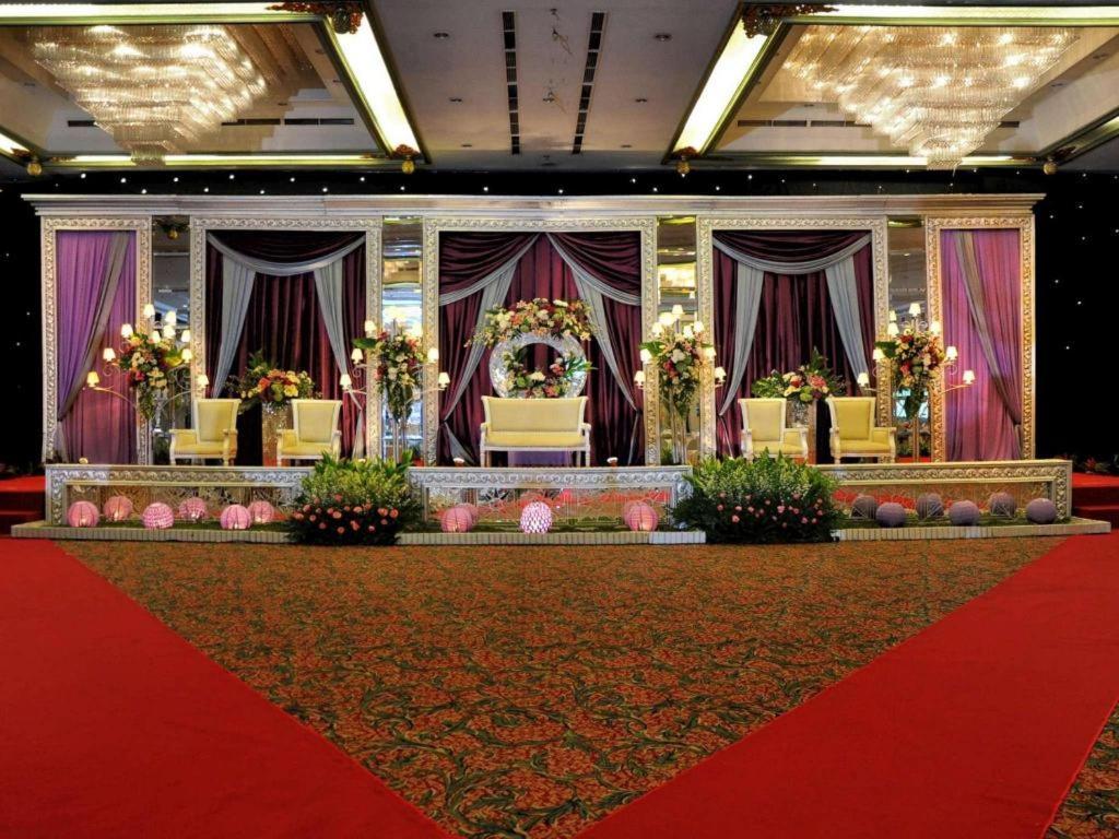 Kartika Chandra Hotel Yakarta Exterior foto
